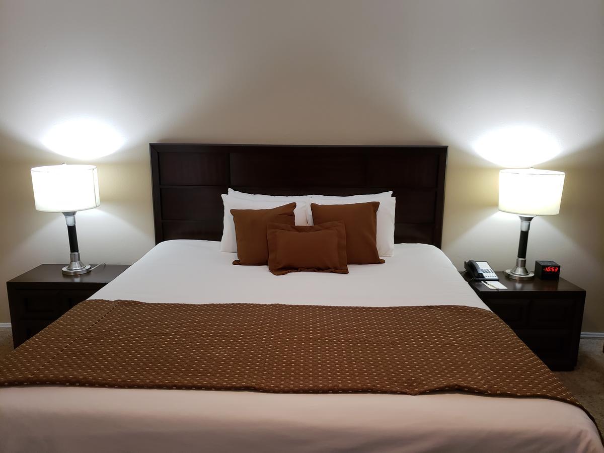 Rancho Viejo Resort Bagian luar foto